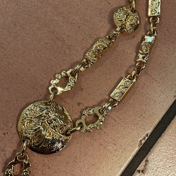 VERSACE gold coin belt - Picture 8 of 9